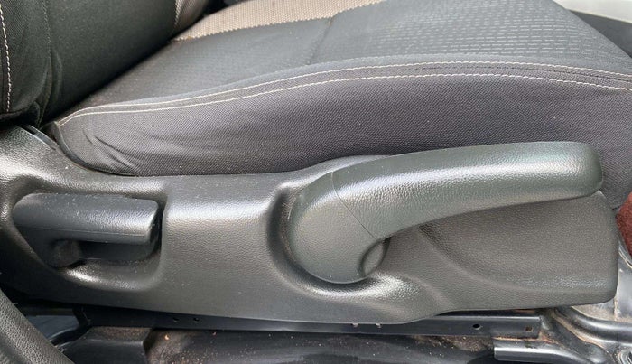 2018 Honda WR-V 1.2L I-VTEC VX MT, Petrol, Manual, 60,909 km, Driver Side Adjustment Panel