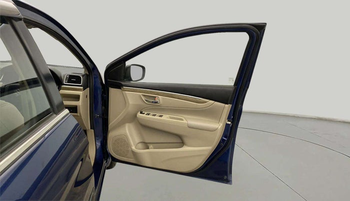 2018 Maruti Ciaz ALPHA 1.5 SHVS PETROL, Petrol, Manual, 48,473 km, RHS Front Door
