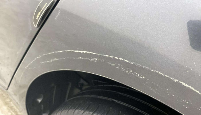 2021 Tata ALTROZ XM PLUS PETROL, Petrol, Manual, 59,164 km, Left quarter panel - > 4 inch scratches + Count of scratches >3