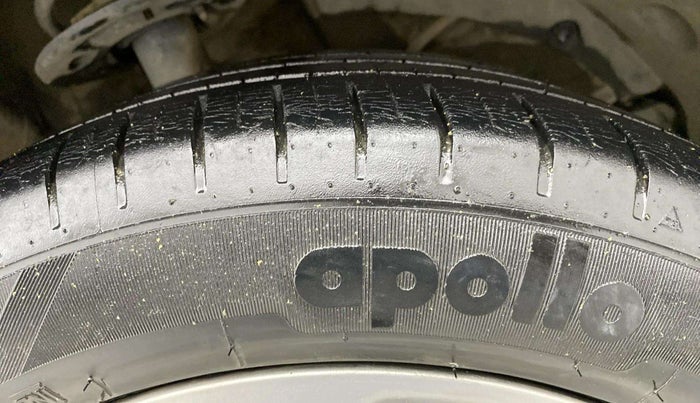 2017 Maruti Baleno ALPHA PETROL 1.2, Petrol, Manual, 20,816 km, Right Front Tyre Tread