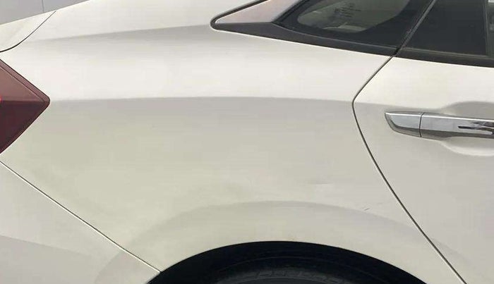2019 Honda Civic 1.8L I-VTEC ZX CVT, Petrol, Automatic, 45,821 km, Right quarter panel - Minor scratches