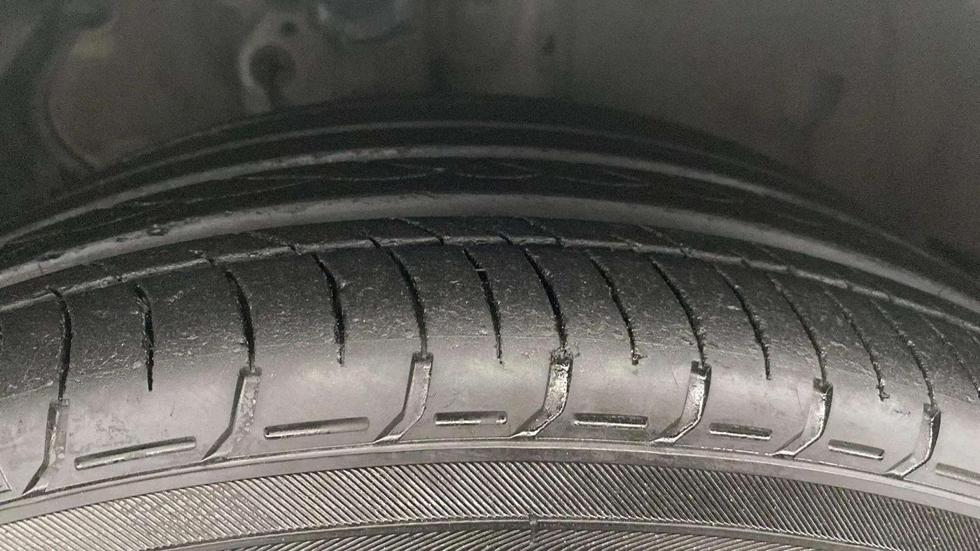 2019 Honda Civic 1.8L I-VTEC ZX CVT, Petrol, Automatic, 45,870 km, Right Front Tyre Tread