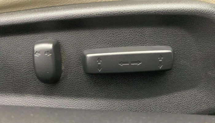 2019 Honda Civic 1.8L I-VTEC ZX CVT, Petrol, Automatic, 45,821 km, Driver Side Adjustment Panel