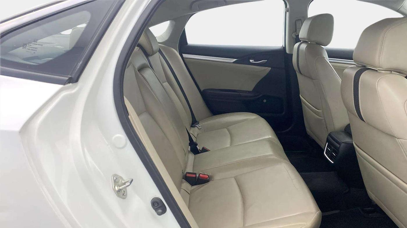 2019 Honda Civic 1.8L I-VTEC ZX CVT, Petrol, Automatic, 45,870 km, Right Side Rear Door Cabin