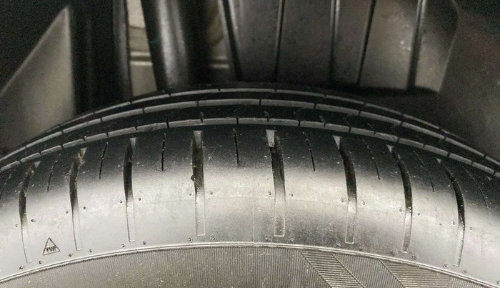 2023 Maruti Dzire ZXI Plus, Petrol, Manual, 26,615 km, Right Rear Tyre Tread