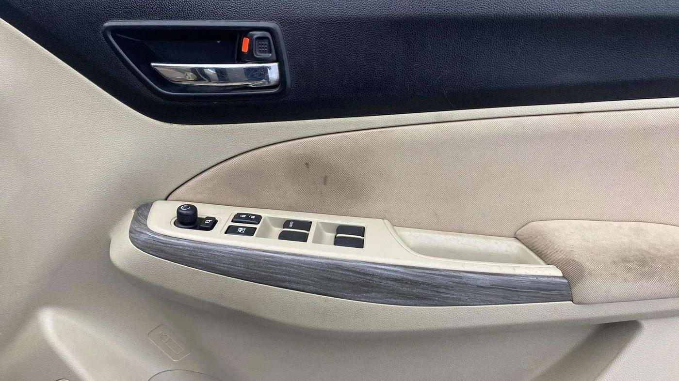 2023 Maruti Dzire ZXI Plus, Petrol, Manual, 26,646 km, Driver Side Door Panels Control