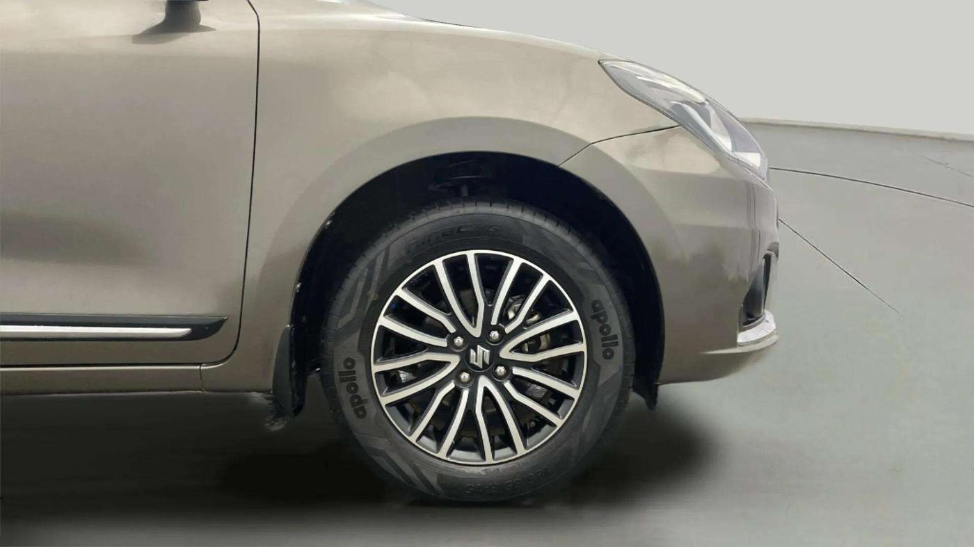 2023 Maruti Dzire ZXI Plus, Petrol, Manual, 26,646 km, Right Front Wheel