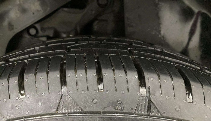 2020 Tata Harrier XZA 2.0L, Diesel, Automatic, 60,978 km, Left Rear Tyre Tread