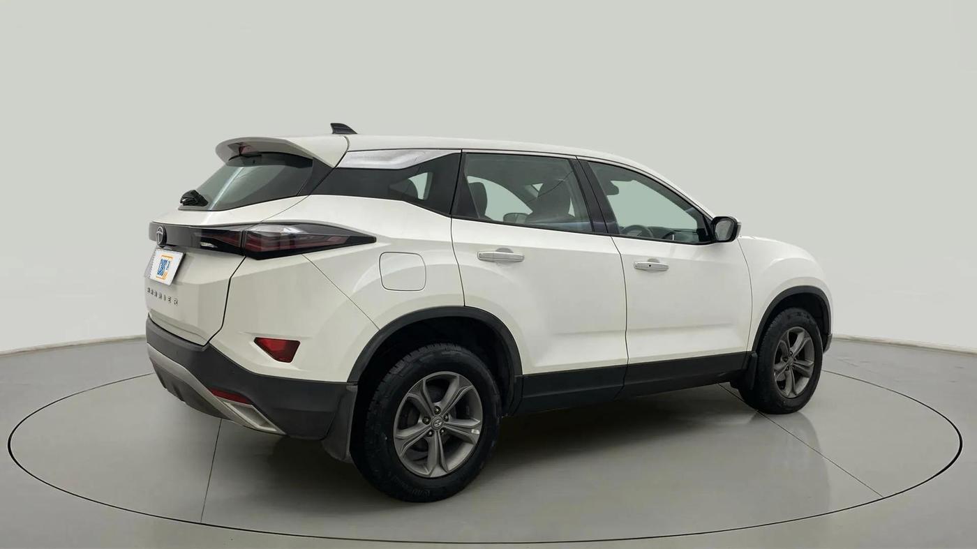 2020 Tata Harrier XZA 2.0L, Diesel, Automatic, 61,207 km, Right Back Diagonal