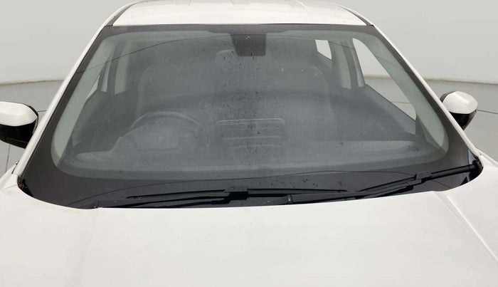 2020 Tata Harrier XZA 2.0L, Diesel, Automatic, 60,978 km, Front Windshield