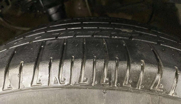 2018 Hyundai Creta SX PLUS 1.6 PETROL, Petrol, Manual, 81,360 km, Right Front Tyre Tread