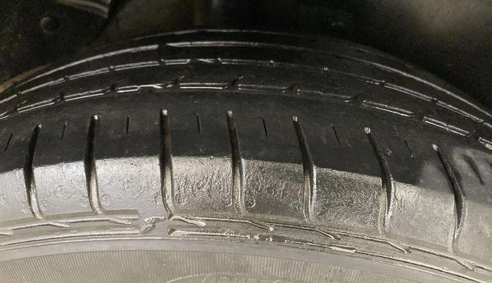 2018 Hyundai Creta SX PLUS 1.6 PETROL, Petrol, Manual, 81,360 km, Right Rear Tyre Tread