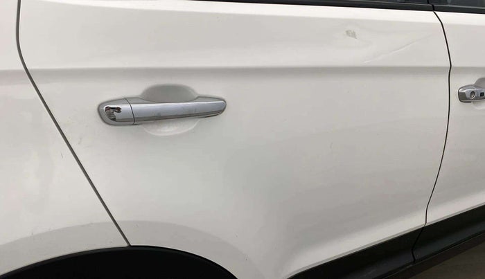 2018 Hyundai Creta SX PLUS 1.6 PETROL, Petrol, Manual, 81,360 km, Right rear door - Slightly rusted