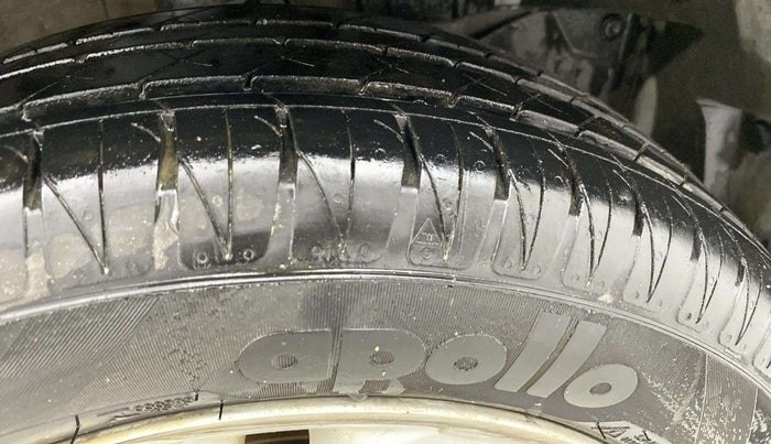 2019 Honda Amaze 1.2L I-VTEC V, Petrol, Manual, 42,127 km, Right Front Tyre Tread