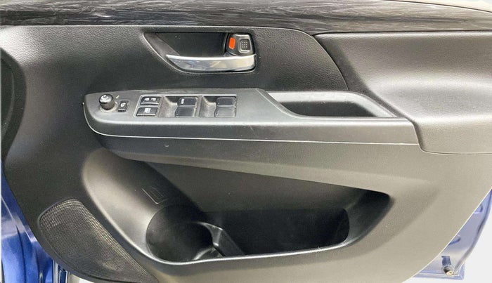 2021 Maruti XL6 ZETA MT, Petrol, Manual, 31,819 km, Driver Side Door Panels Control