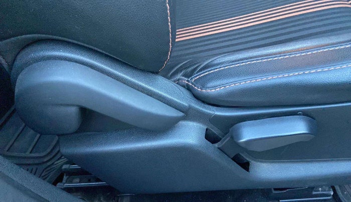 2021 Ford Ecosport TITANIUM 1.5L SPORTS(SUNROOF) DIESEL, Diesel, Manual, 44,254 km, Driver Side Adjustment Panel