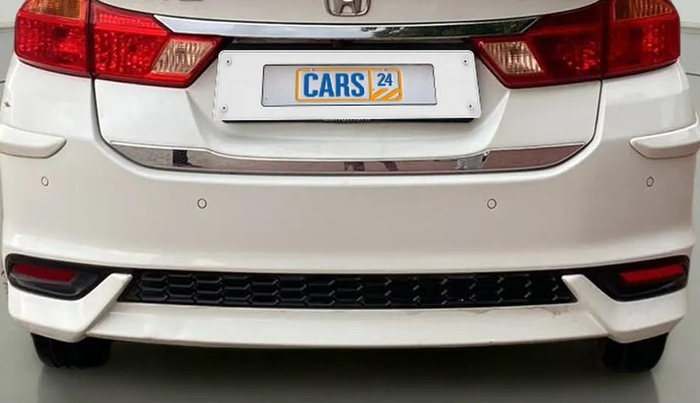 2021 Honda City 1.5L I-VTEC V MT 4TH GEN, Petrol, Manual, 70,871 km, Rear bumper - Minor scratches