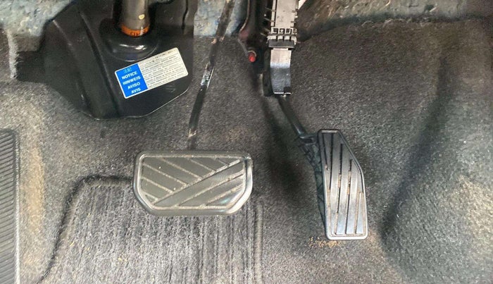 2017 Maruti Baleno ZETA CVT PETROL 1.2, Petrol, Automatic, 28,118 km, Pedals
