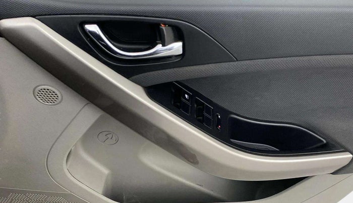 2018 Tata NEXON XZ PLUS PETROL, Petrol, Manual, 60,903 km, Driver Side Door Panels Control
