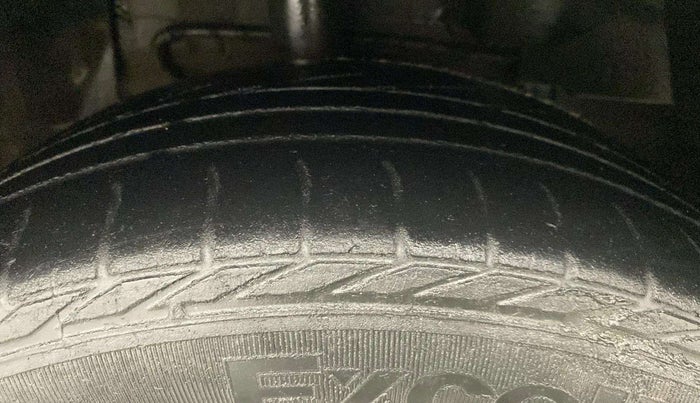 2018 Tata NEXON XZ PLUS PETROL, Petrol, Manual, 60,903 km, Right Front Tyre Tread
