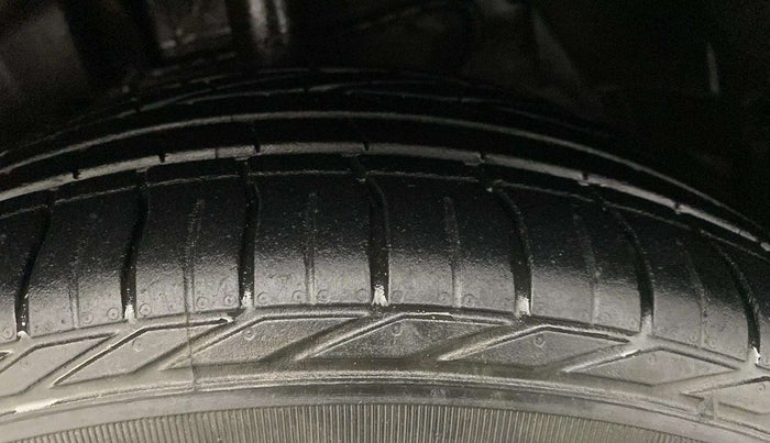 2018 Tata NEXON XZ PLUS PETROL, Petrol, Manual, 60,903 km, Left Front Tyre Tread