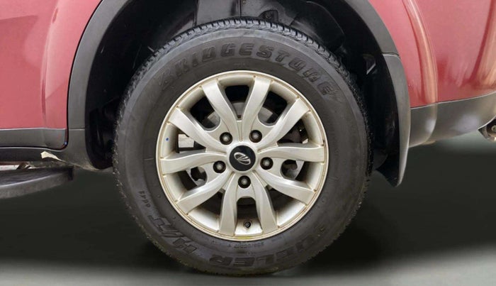 2018 Mahindra XUV500 W9, Diesel, Manual, 77,569 km, Left Rear Wheel
