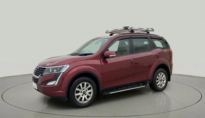 2018 Mahindra XUV500 W9, Diesel, Manual, 77,569 km, Left Front Diagonal