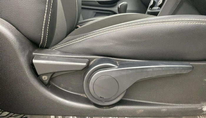 2018 Tata TIGOR XZ PLUS PETROL, Petrol, Manual, 61,471 km, Driver Side Adjustment Panel