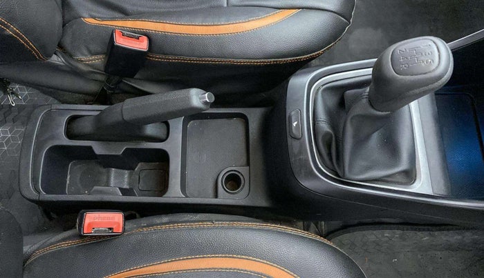 2022 Tata ALTROZ XE PLUS PETROL, Petrol, Manual, 33,250 km, Gear Lever