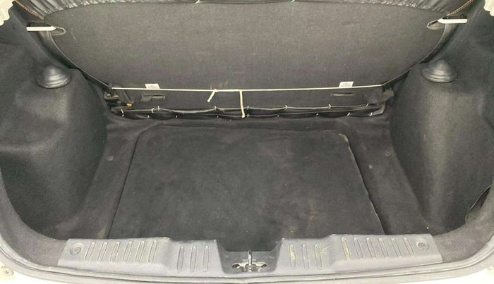 2022 Tata ALTROZ XE PLUS PETROL, Petrol, Manual, 33,250 km, Boot Inside
