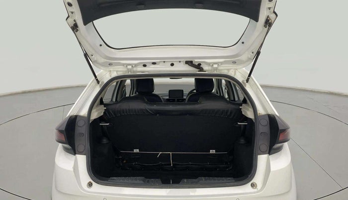 2022 Tata ALTROZ XE PLUS PETROL, Petrol, Manual, 33,250 km, Boot Open Zoomed View