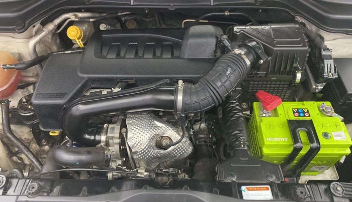 2020 Mahindra XUV300 W8 1.5 DIESEL AMT, Diesel, Automatic, 40,179 km, Open Bonet