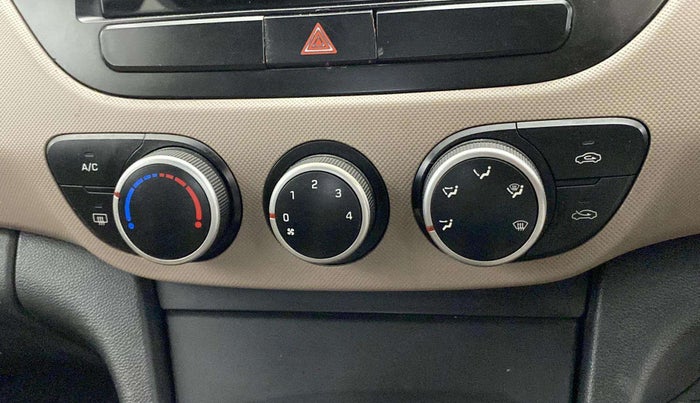 2014 Hyundai Xcent S (O) 1.2, Petrol, Manual, 74,581 km, AC Unit - Car heater not working