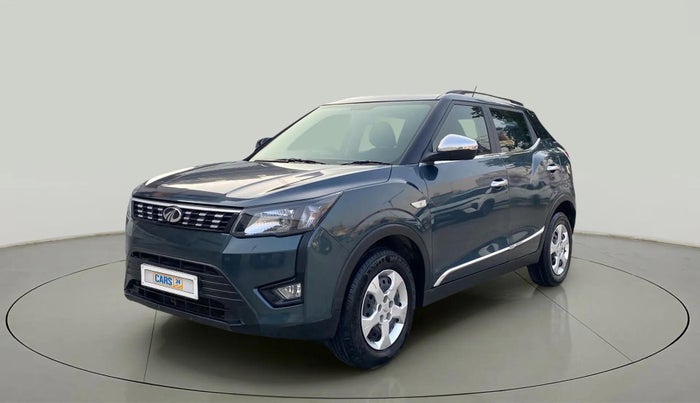 2021 Mahindra XUV300 W6 1.5 Diesel, Diesel, Manual, 76,670 km, Left Front Diagonal