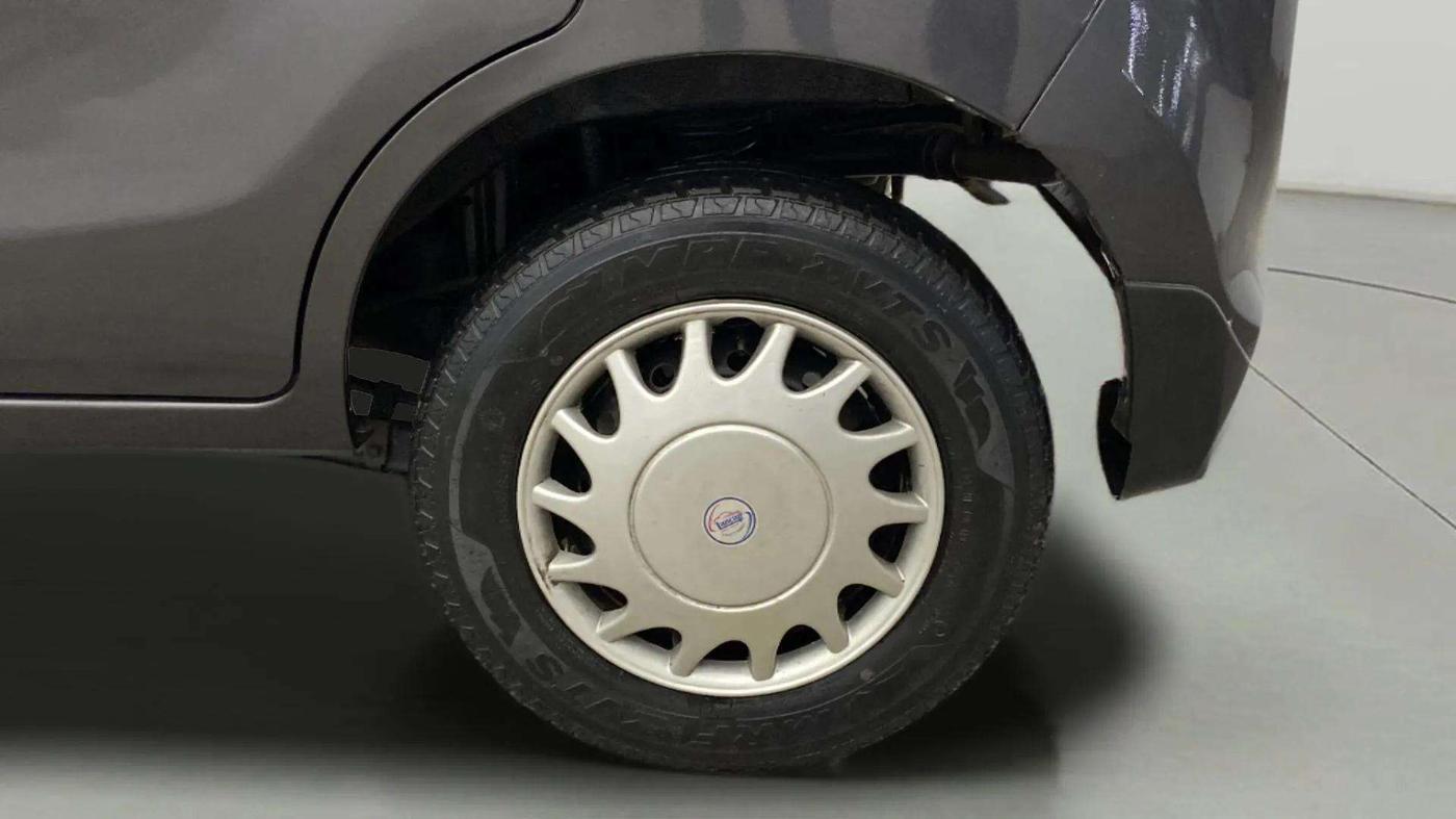 2017 Maruti Alto 800 VXI, Petrol, Manual, 56,011 km, Left Rear Wheel