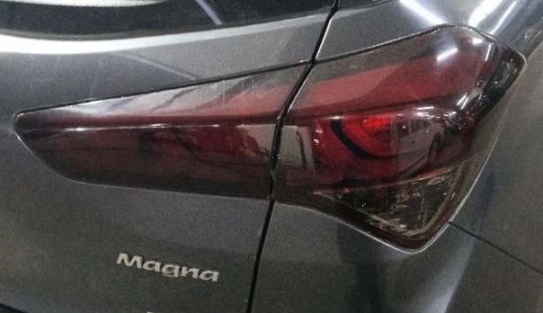 2015 Hyundai Elite i20 MAGNA 1.2, Petrol, Manual, 89,314 km, Right tail light - Minor scratches