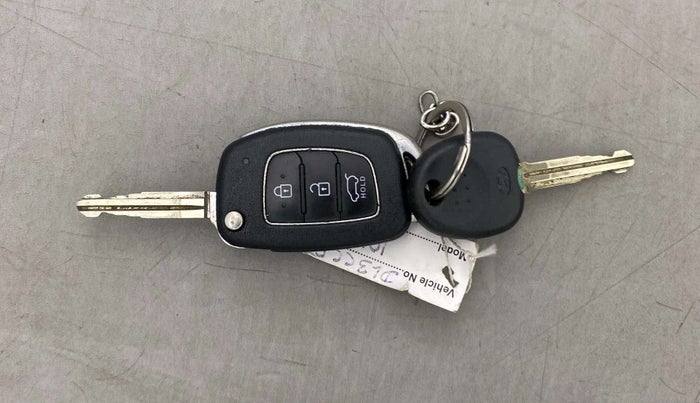 2015 Hyundai Elite i20 MAGNA 1.2, Petrol, Manual, 89,314 km, Key Close Up