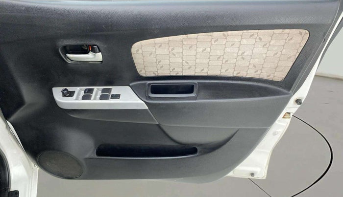 2016 Maruti Wagon R 1.0 VXI, Petrol, Manual, 60,745 km, Driver Side Door Panels Control