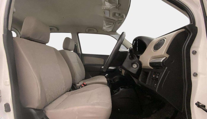 2016 Maruti Wagon R 1.0 VXI, Petrol, Manual, 60,745 km, Right Side Front Door Cabin