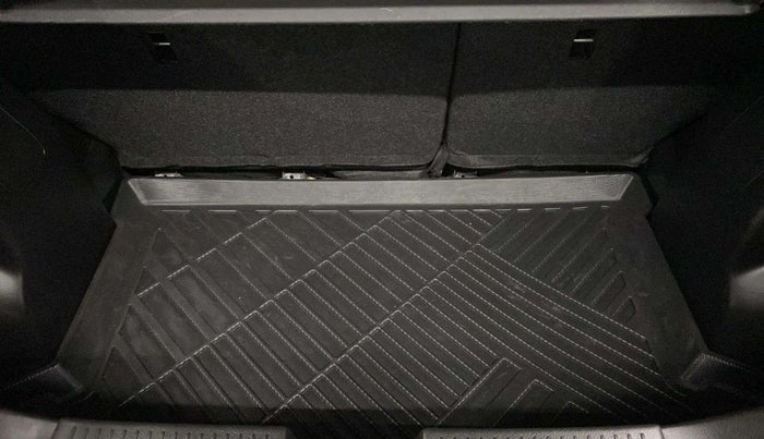 2024 Maruti Baleno ZETA 1.2 AGS, Petrol, Automatic, 5,025 km, Boot Inside