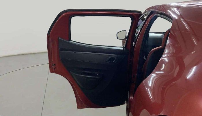2021 Renault Kwid RXT 1.0 (O), Petrol, Manual, 18,295 km, LHS Front Door