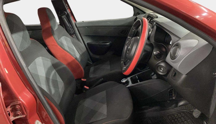 2021 Renault Kwid RXT 1.0 (O), Petrol, Manual, 18,295 km, Right Side Front Door Cabin