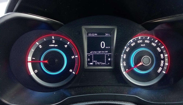 2023 Mahindra XUV300 W8 1.5 DIESEL, Diesel, Manual, 57,671 km, Odometer Image