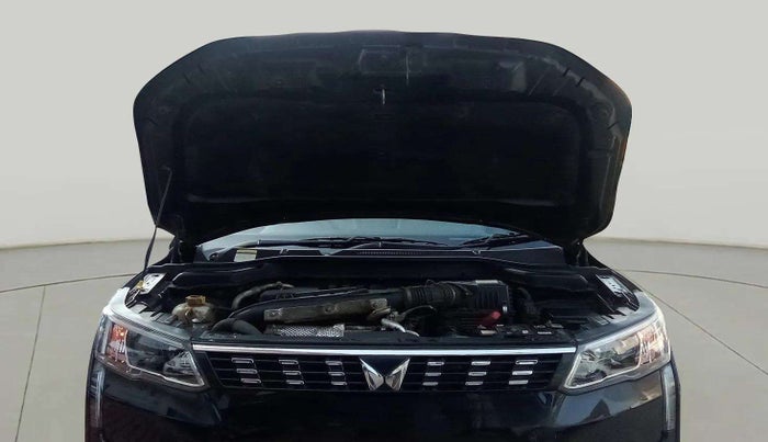 2023 Mahindra XUV300 W8 1.5 DIESEL, Diesel, Manual, 57,671 km, Open Bonet