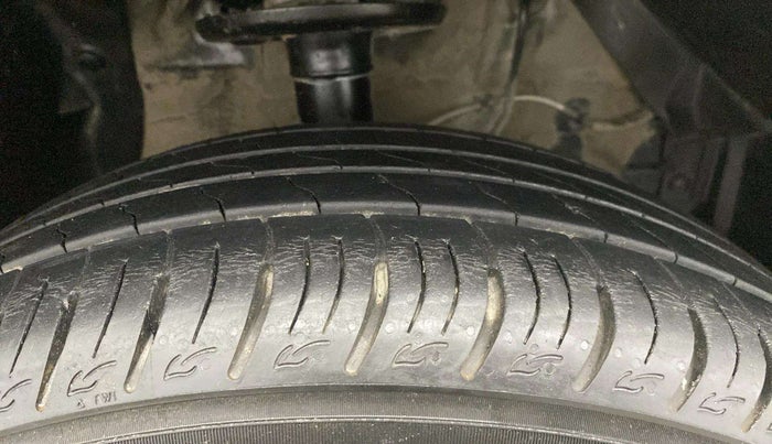 2021 Maruti Vitara Brezza VXI, Petrol, Manual, 26,780 km, Right Front Tyre Tread