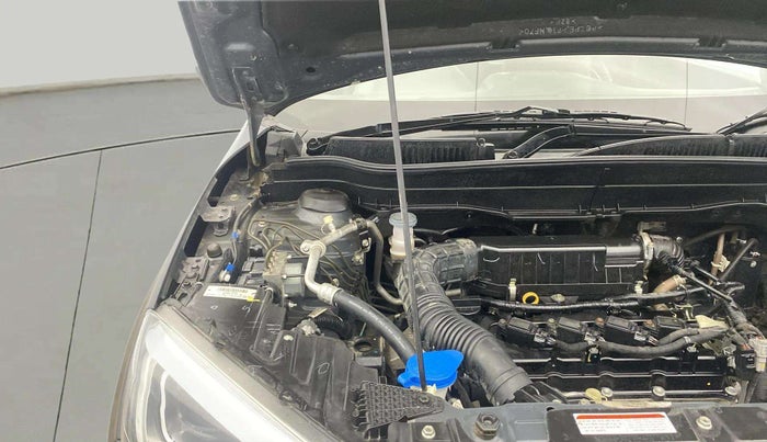 2021 Maruti Vitara Brezza VXI, Petrol, Manual, 26,780 km, Engine View - Right