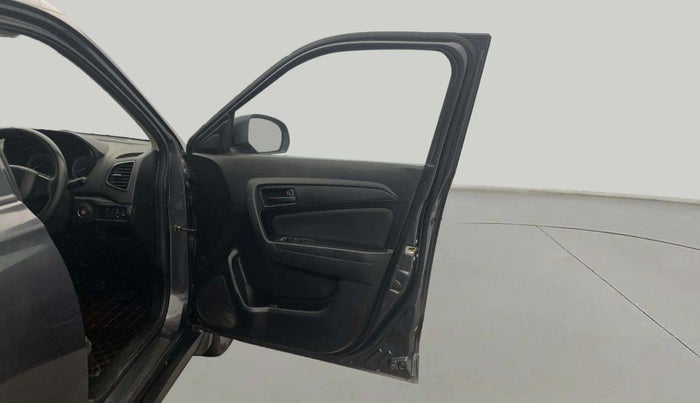 2021 Maruti Vitara Brezza VXI, Petrol, Manual, 26,780 km, RHS Front Door