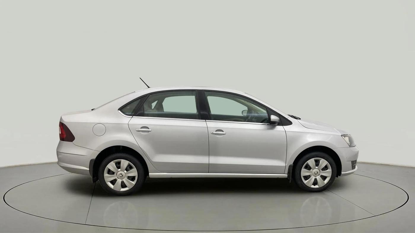 2020 Skoda Rapid ACTIVE 1.0 TSI, Petrol, Manual, 50,197 km, Right Side View