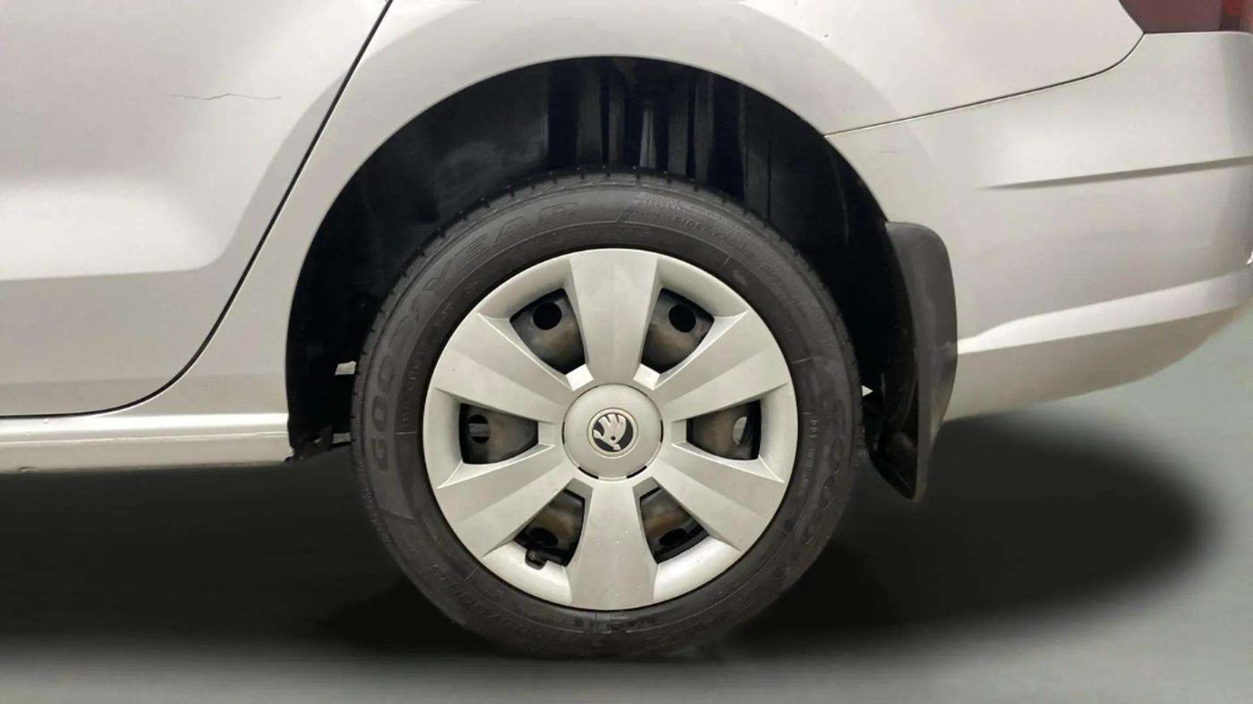 2020 Skoda Rapid ACTIVE 1.0 TSI, Petrol, Manual, 50,197 km, Left Rear Wheel