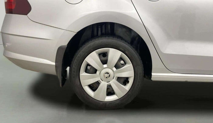 2020 Skoda Rapid ACTIVE 1.0 TSI, Petrol, Manual, 50,197 km, Right Rear Wheel